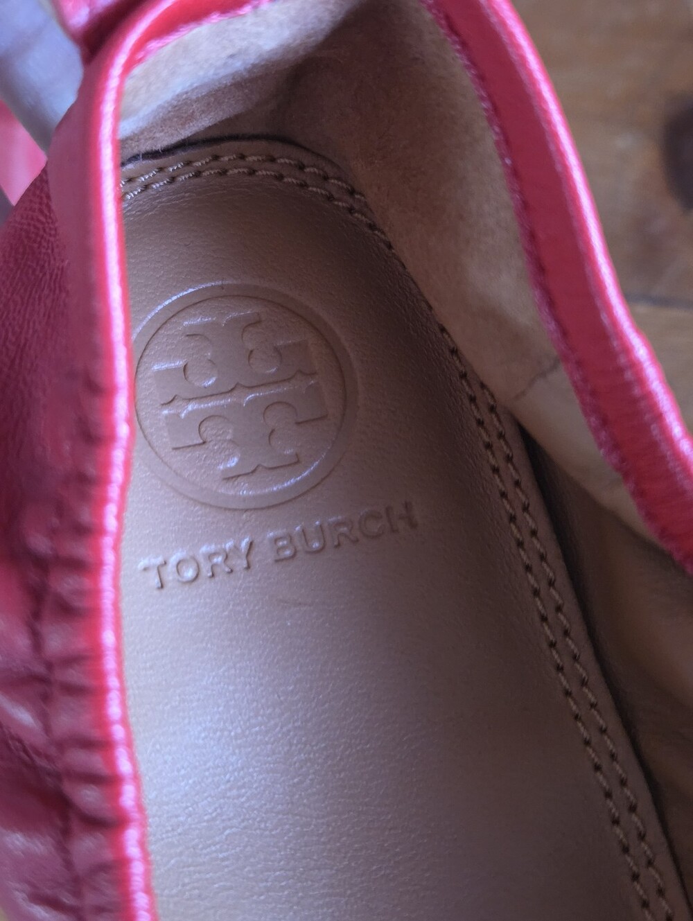 Tory Burch Red Leather Ballet Flats Square Toe Size 8M Bow Elasticated Gold Logo - Picture 9 of 16